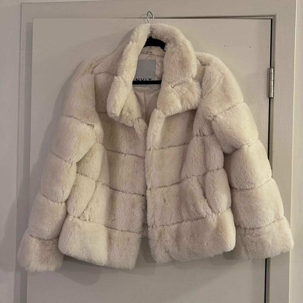 White NVLT fur coat